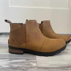 Women’s ankle sorel boot